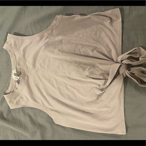 Lululemon cropped top